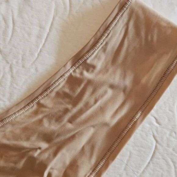 2 pair SKIMS V CUT PANTY NWT - Picture 11 of 14